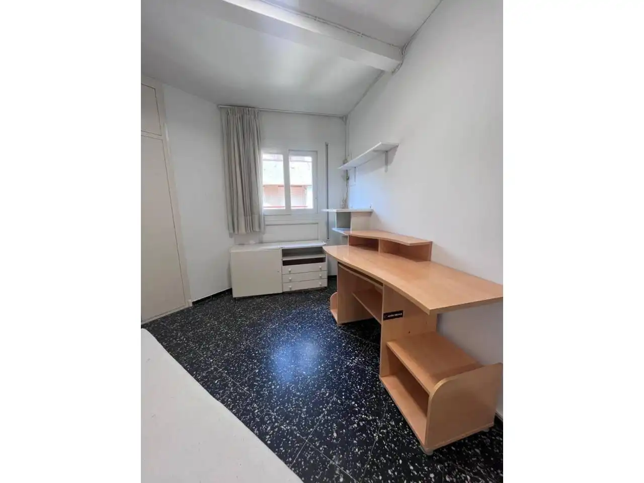 Bedroom of Flat for rent in Girona  with Heating and Furnished