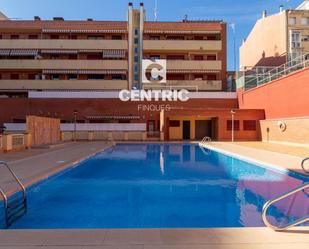 Swimming pool of Flat for sale in Terrassa  with Air Conditioner, Heating and Terrace