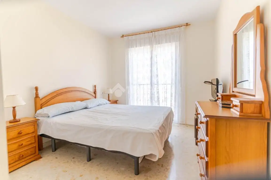 Habitación de Piso en venta en La Zubia con Terraza