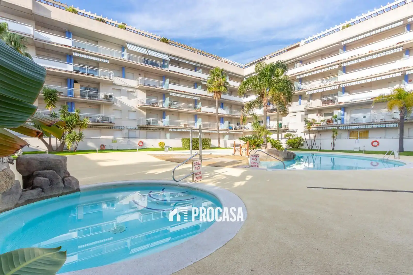 Flat with pool for sale in PORT CANIGÓ