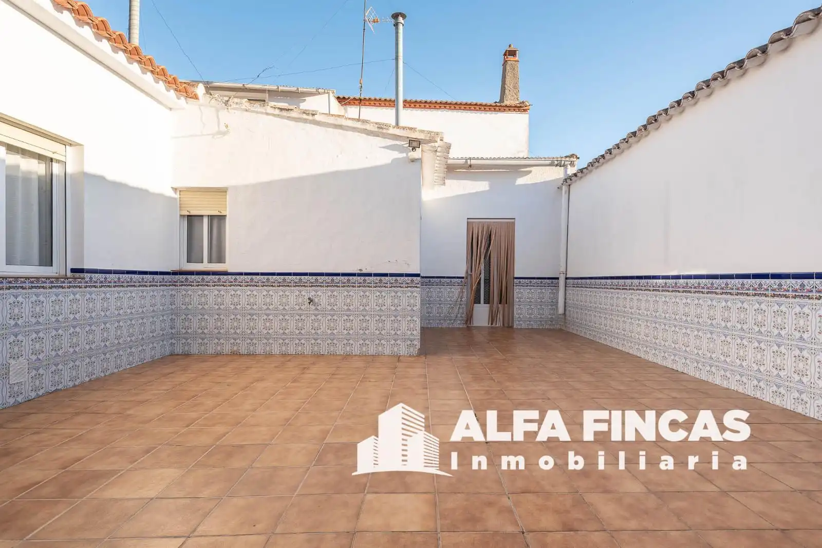 Vista exterior de Casa o chalet en venta en El Provencio   con Calefacción, Jardín privado y Trastero