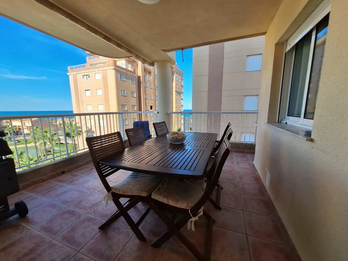 Apartament amb terrassa en venda a Paseo TARONGERS, DELS