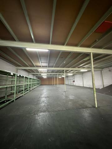 Nave industrial en Alquiler en La Cuesta -Finca España