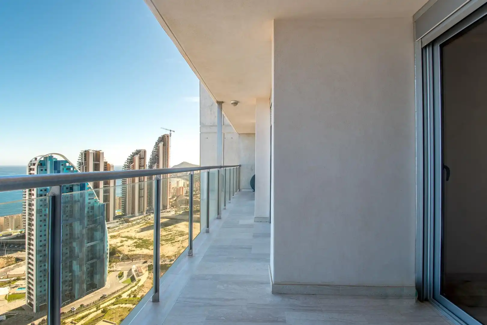 Piso con terraza en venta en Via Parque, imagen 52