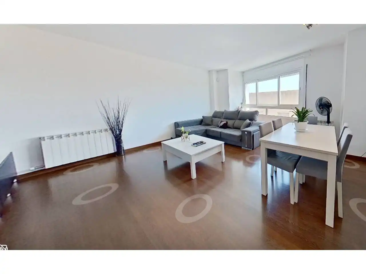 Sala de estar de Dúplex en venta en Terrassa con Terraza y Balcón