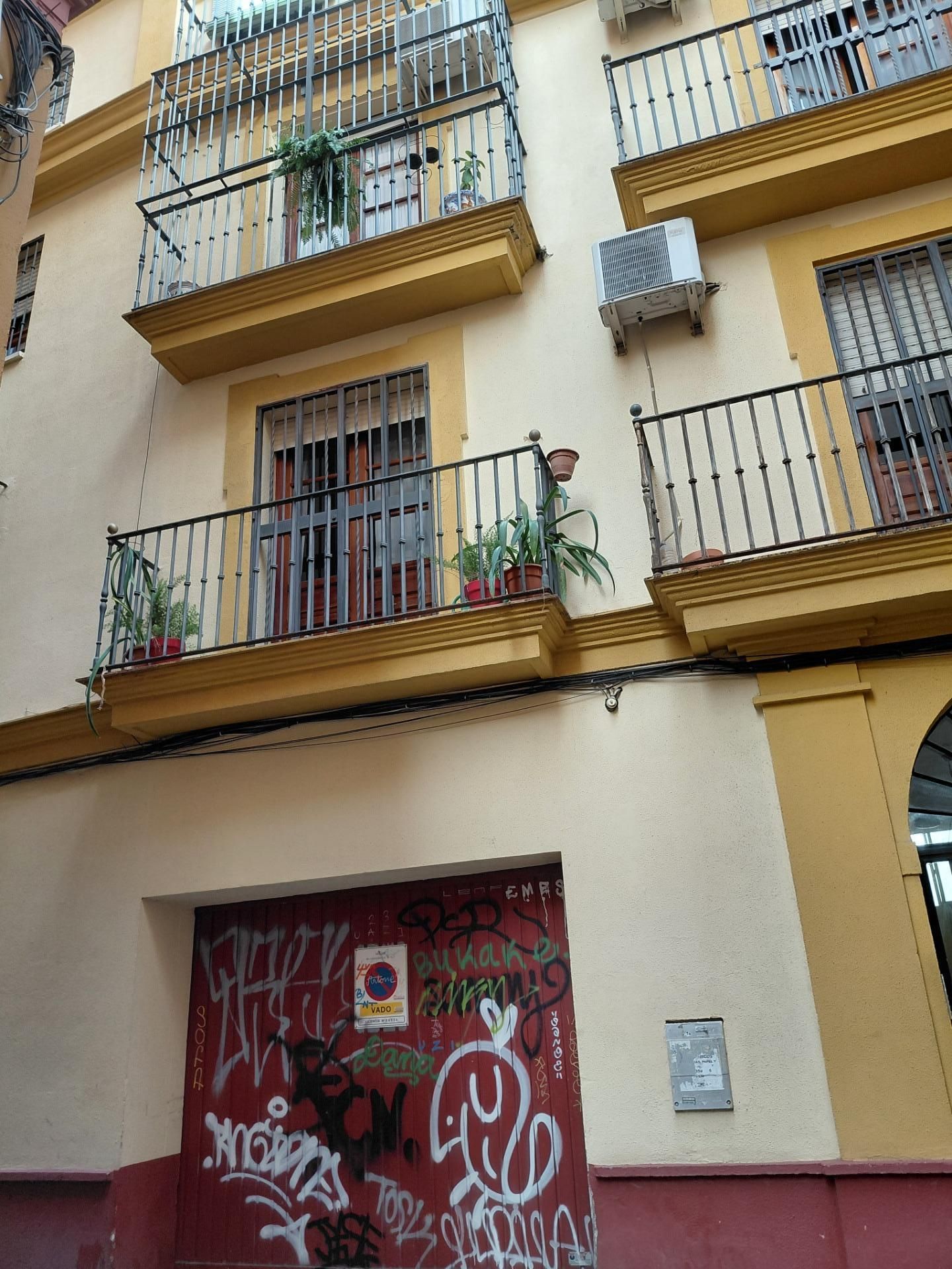 Balcony of Flat for sale in  Sevilla Capital  with Air Conditioner
