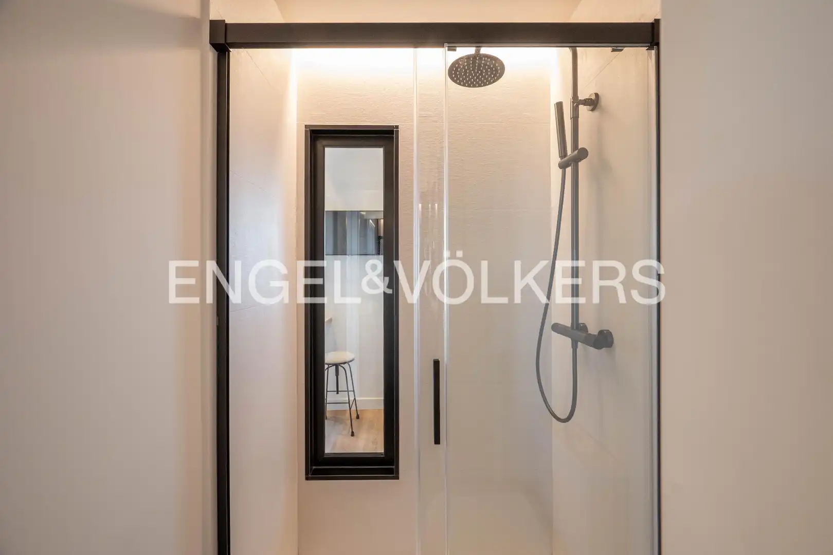 Bathroom of Study for rent in Donostia - San Sebastián   with Heating, Terrace and Furnished