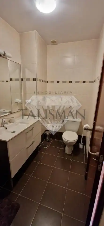 Baño de Ático de alquiler en Mugardos con Trastero, Piscina y Amueblado