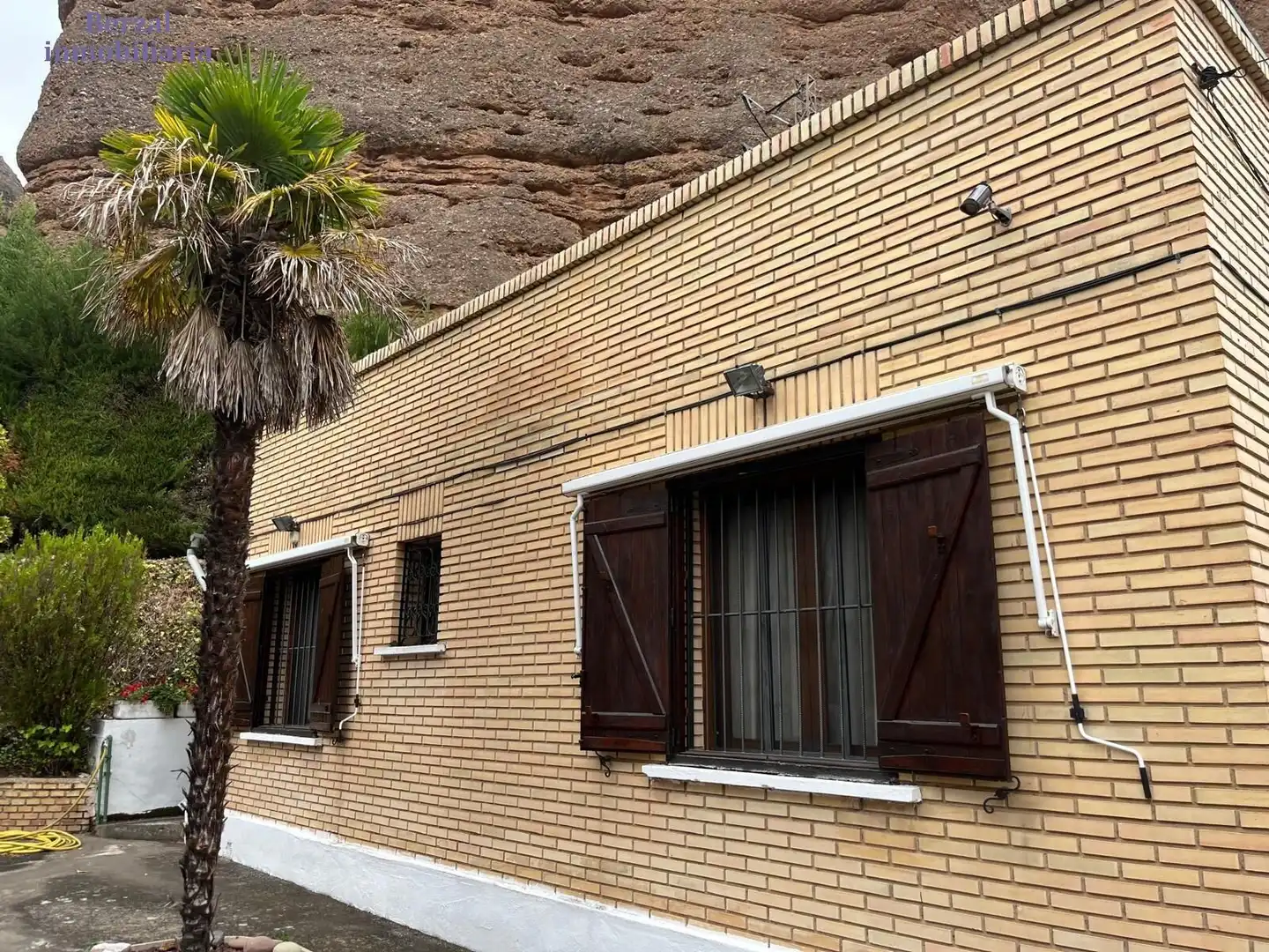 Vista exterior de Casa o xalet en venda en Sorzano amb Jardí privat, Terrassa i Traster