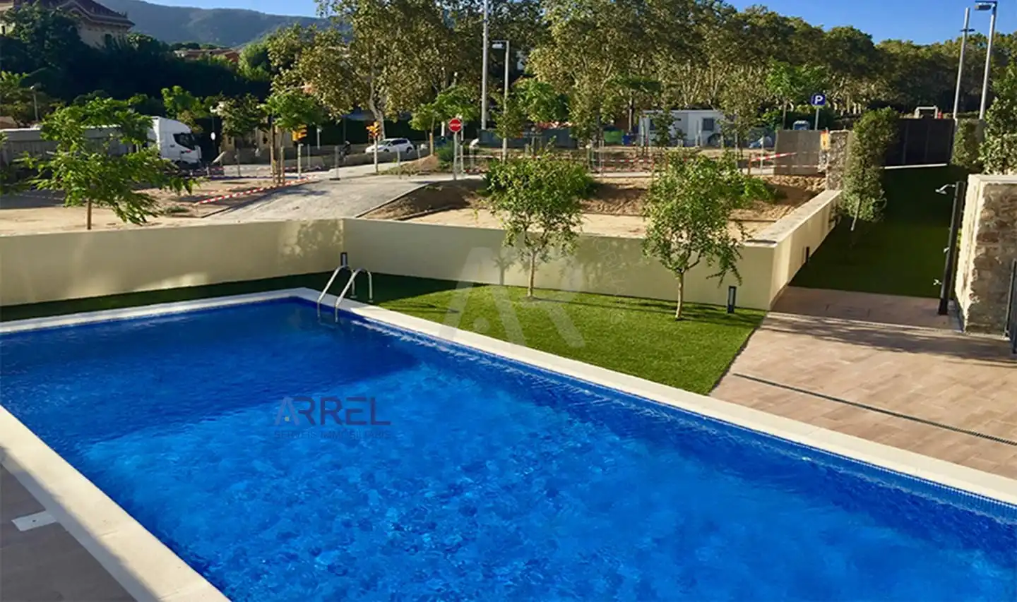Piscina de Piso en venta en Alella con Aire acondicionado y Terraza