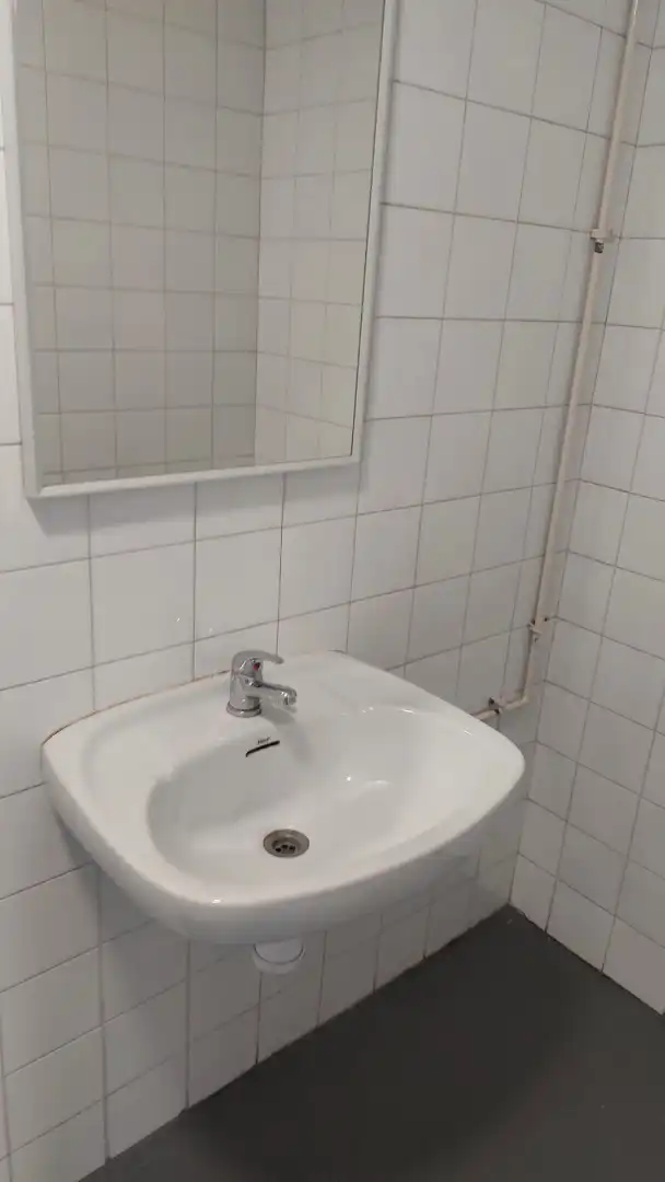 Fabrikhallen zur Miete in Vilamarina