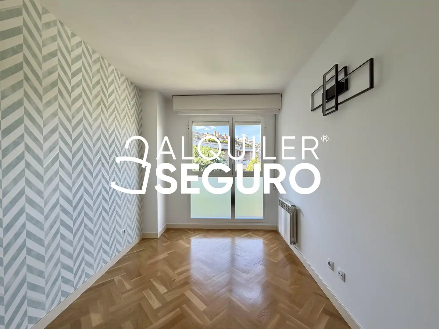 Habitación de Piso de alquiler en Las Rozas de Madrid con Calefacción y Piscina