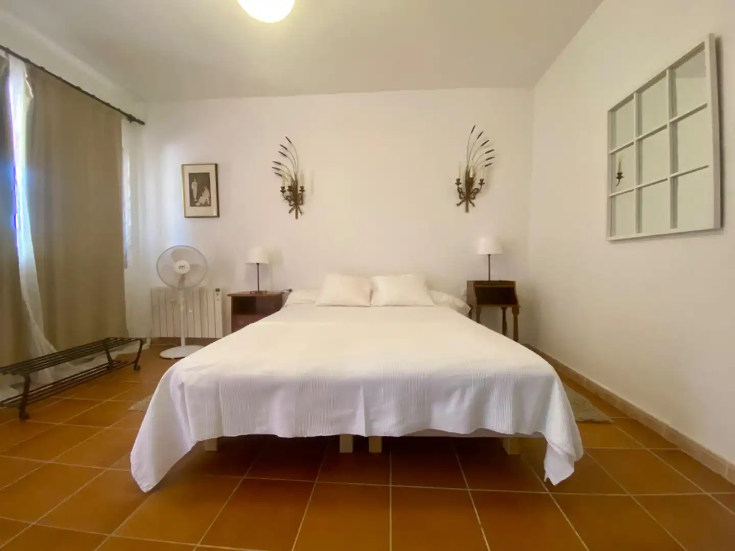 Bedroom of Commercial properties for sale in El Molar (Tarragona)  with Air Conditioner