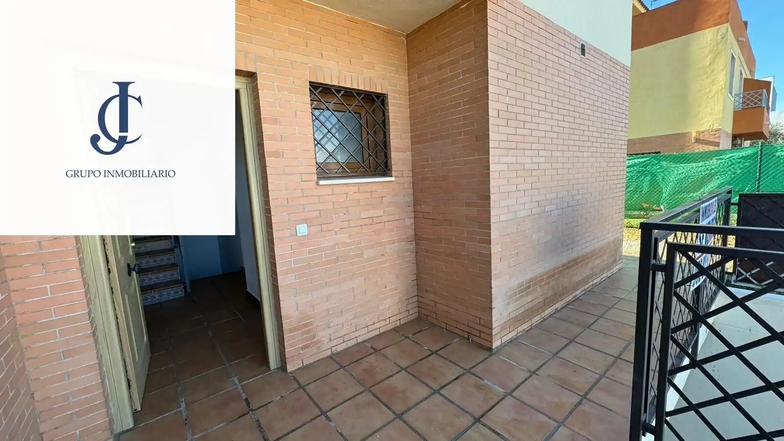 Casa aparellada en venda a UR6 15, imagen 26