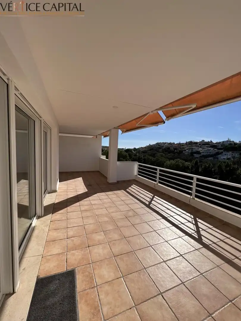 Terraza de Piso en venta en Benalmádena con Aire acondicionado, Terraza y Alarma