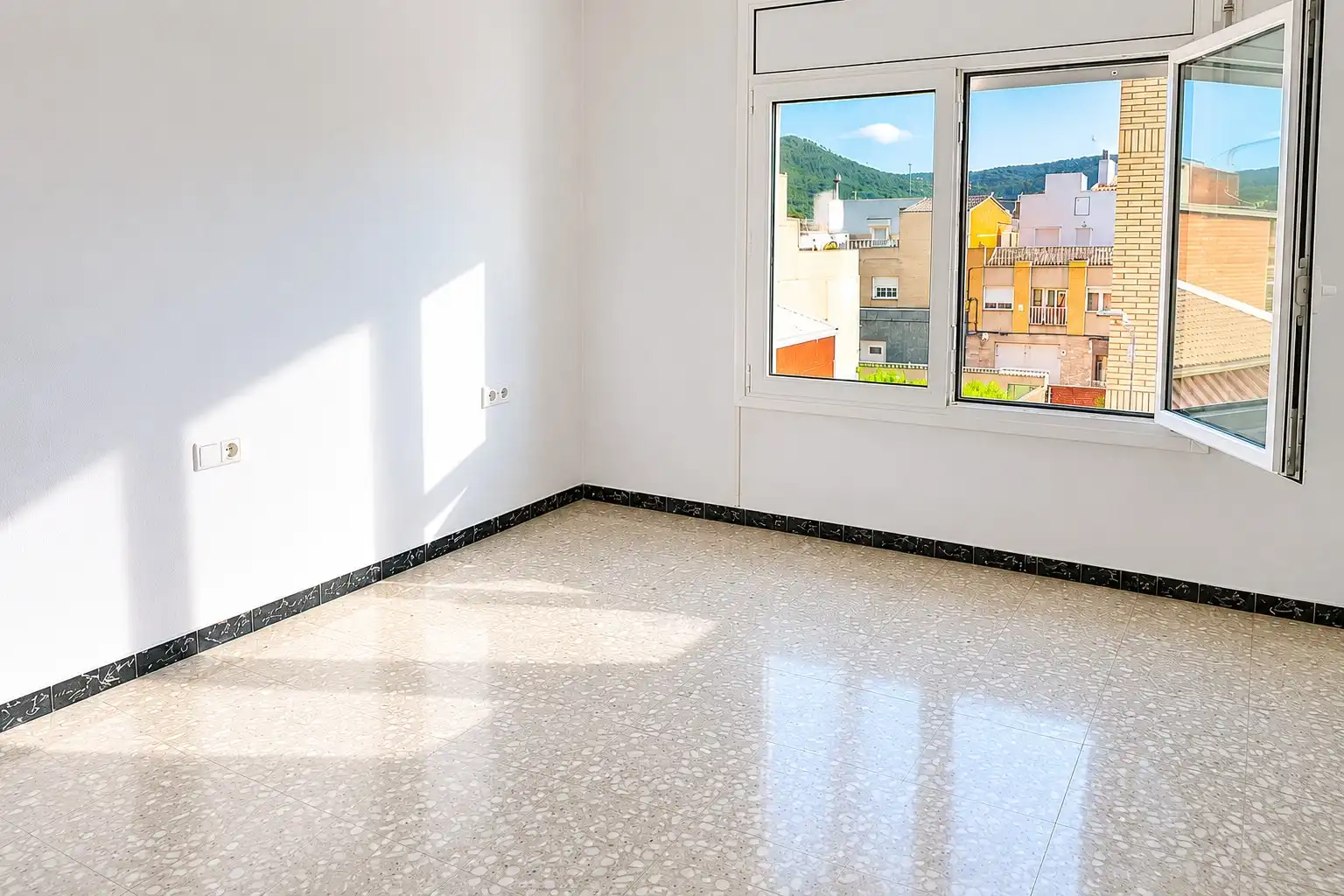 Habitación de Piso en venta en Vilanova del Camí con Calefacción y Balcón