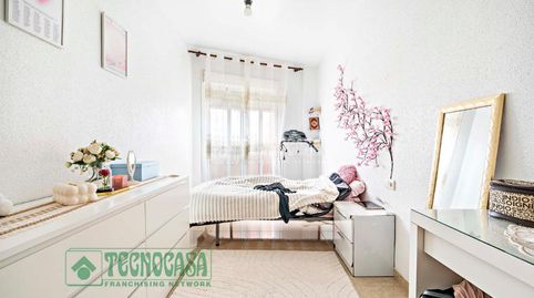 Foto 4 de Piso en venta en Roquetas Pueblo, Roquetas de Mar