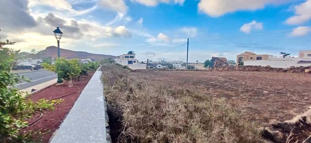 Terreno residencial en Venta en Avenida las Vegas, 3 en Tinajo