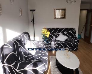 Living room of Flat for sale in Salamanca Capital  with Air Conditioner, Heating and Terrace