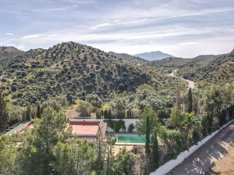 Jardí de Casa o xalet en venda en Guaro amb Jardí privat i Piscina