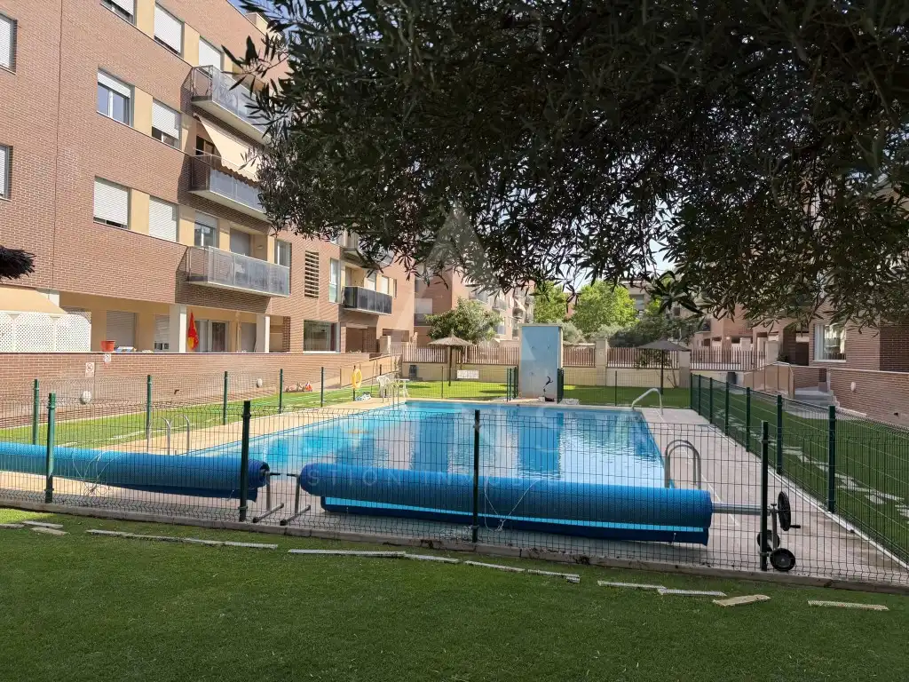 Piscina de Àtic en venda en Yebes