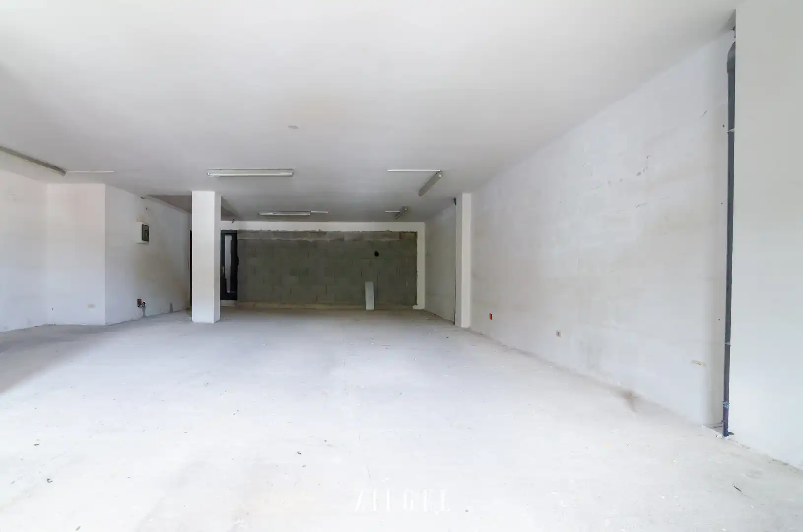 Commercial properties for sale in Las Palmas de Gran Canaria  with Air Conditioner