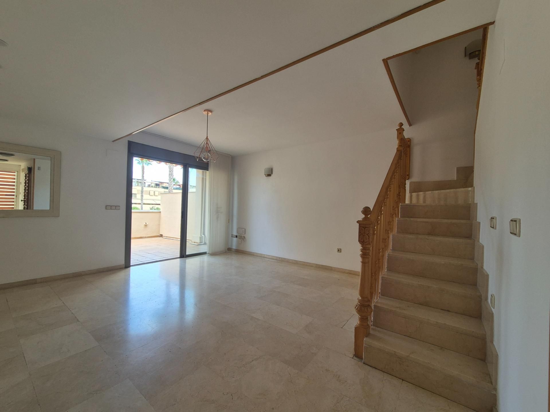Duplex for sale in Alicante / Alacant  with Air Conditioner, Terrace and Storage room