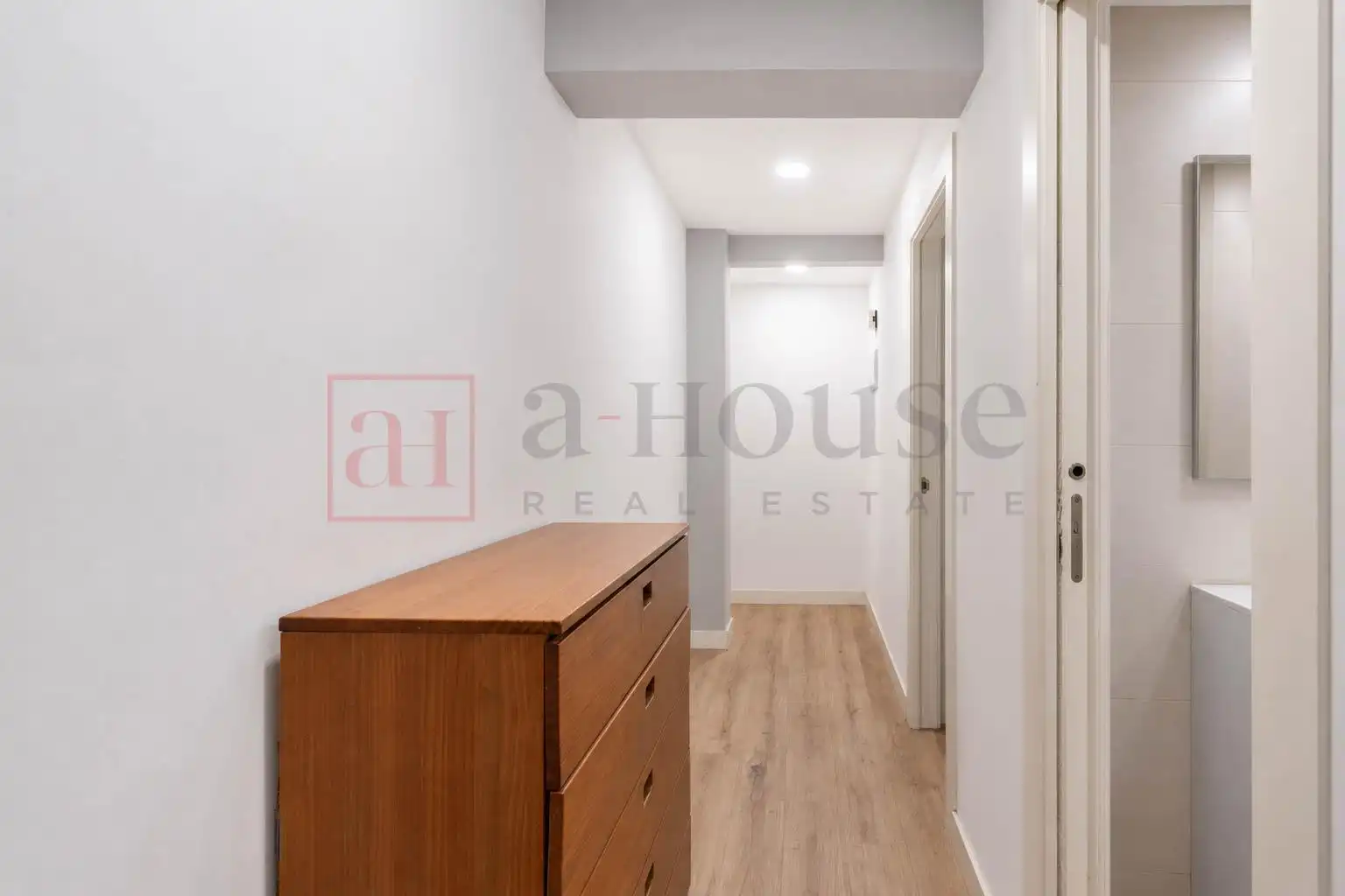 Flat with lift for sale in Calle VILLALOBOS, imagen 24