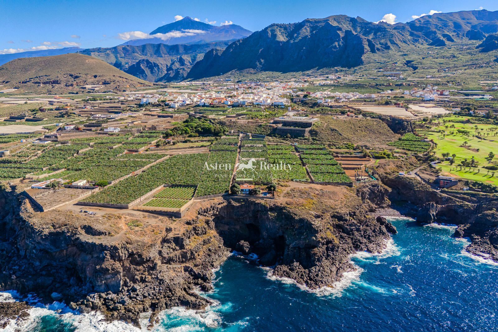 Exterior view of House or chalet for sale in Buenavista del Norte  with Heating, Terrace and Storage room