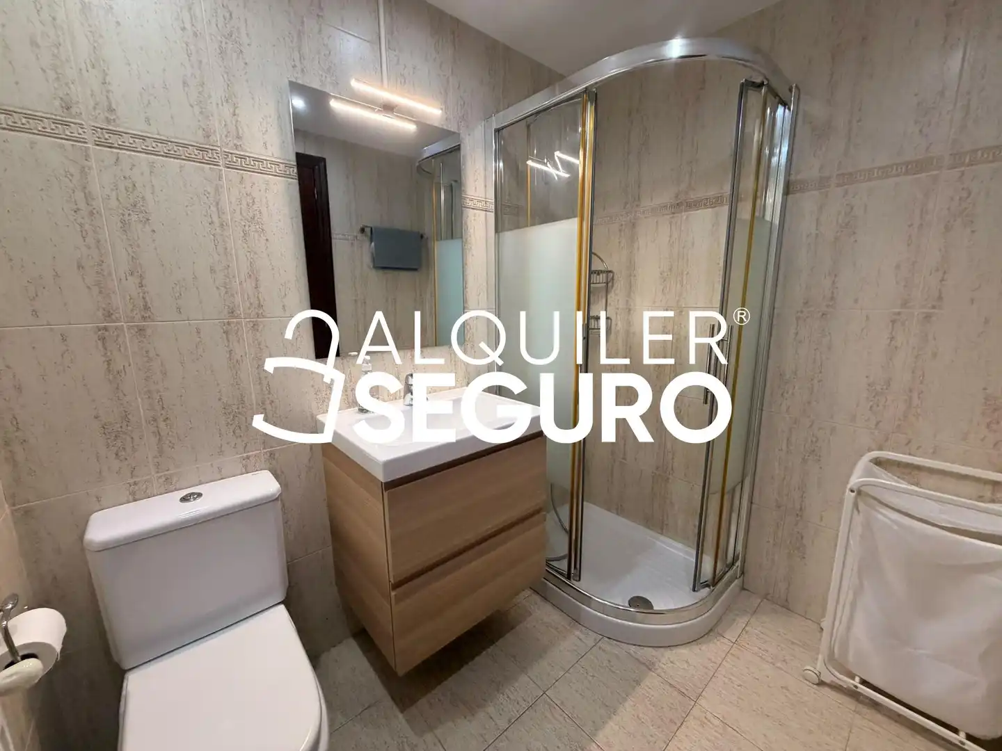 Bathroom of Flat for rent in Alonsotegi, Bizkaia