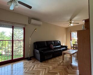 Sala d'estar de Apartament de lloguer en Las Rozas de Madrid amb Aire condicionat, Calefacció i Jardí privat