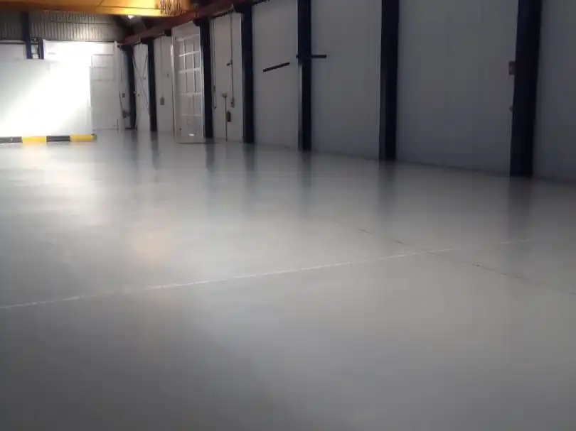 Commercial properties for rent in Paraje Cueva del Gato, 4, Balerma