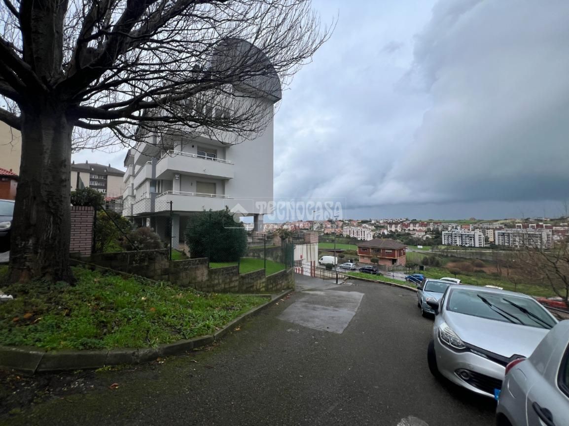 Exterior view of Garage for sale in Santander