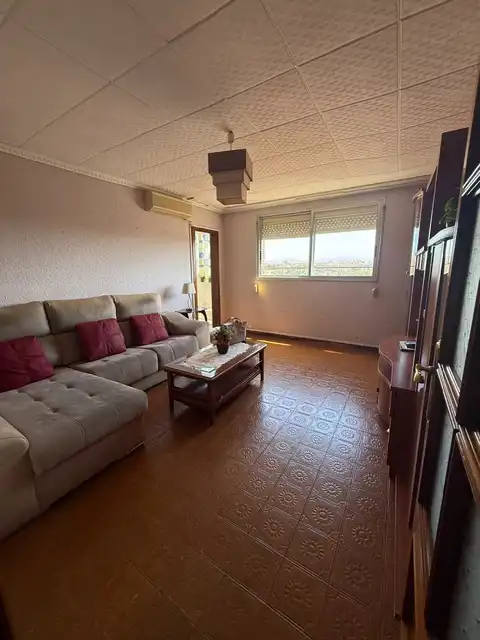 Piso en venta en Avinguda del Cantábric, Badia del Vallès