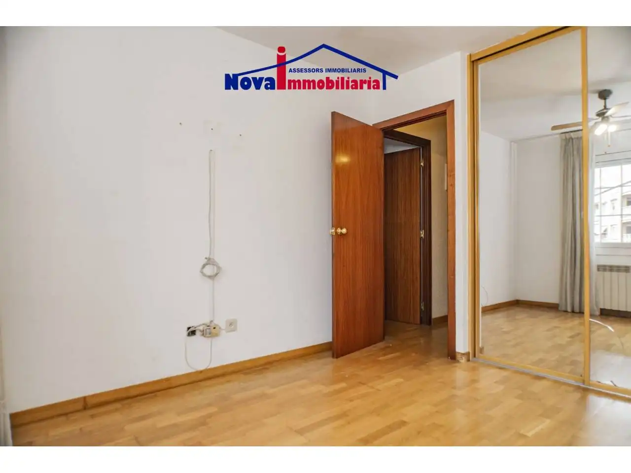 Duplexes for rent in Calle de les Assutzenes, Torrent Ballester