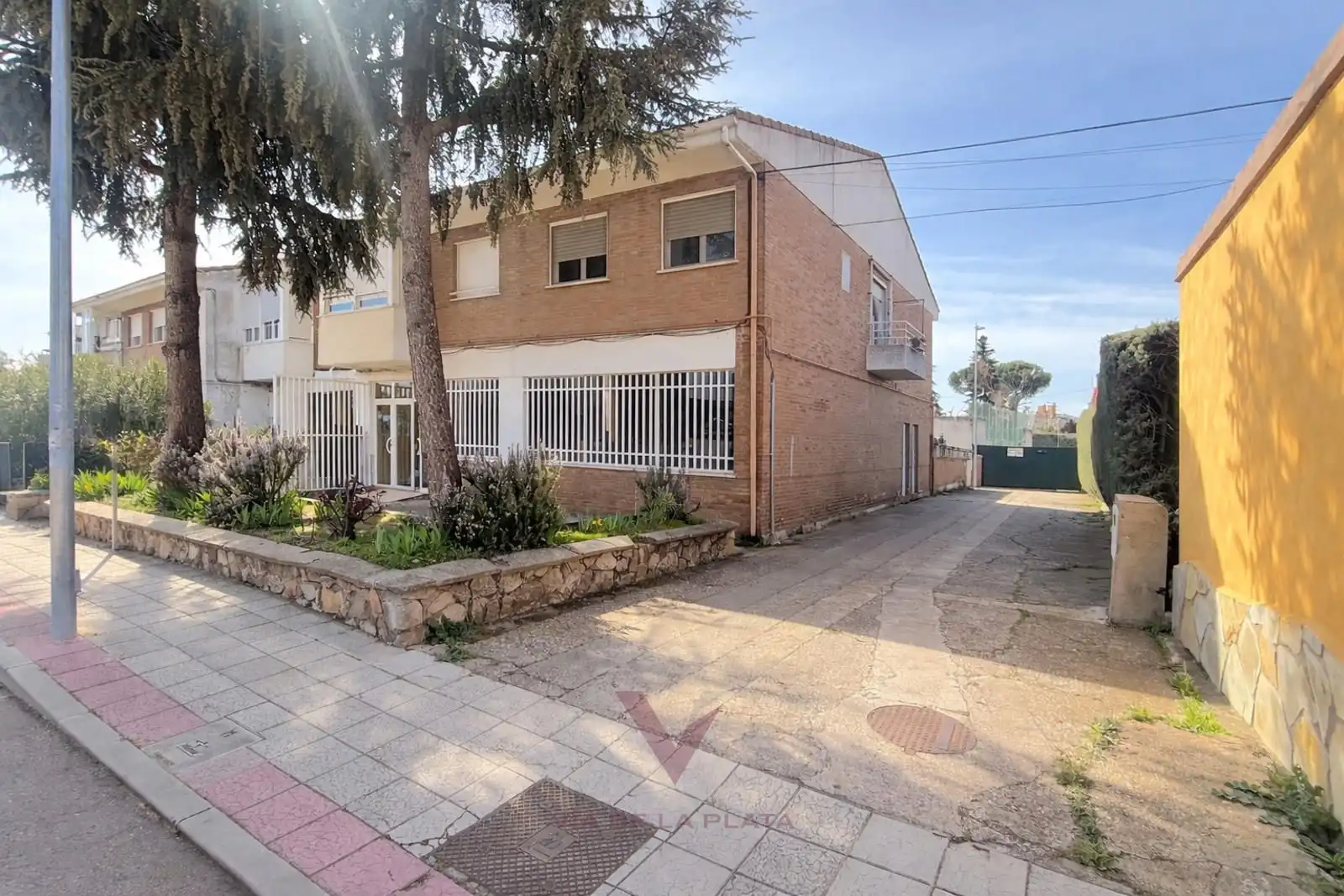 Local comercial en alquiler en Pavos 26, imagen 2