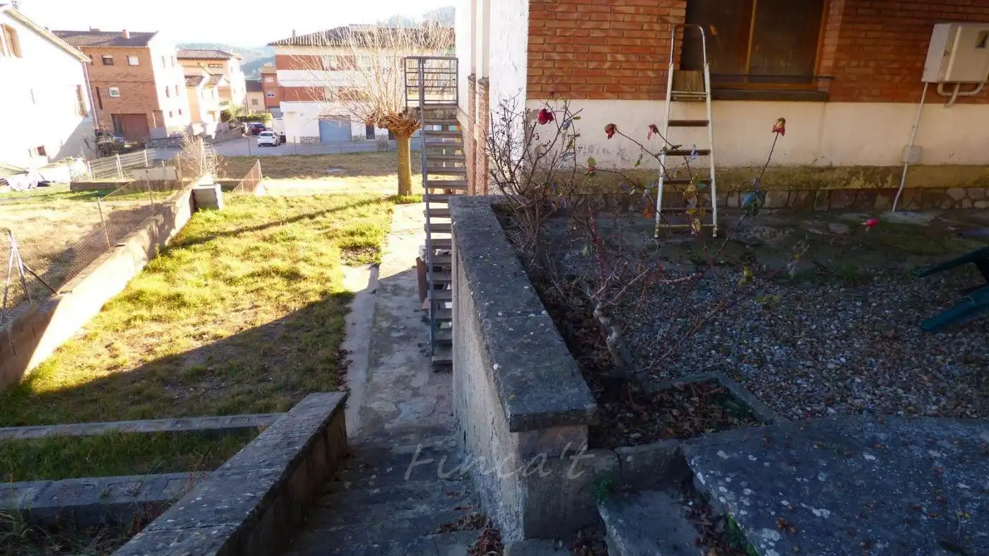 Jardí de Casa o xalet en venda en Moià amb Calefacció, Terrassa i Traster