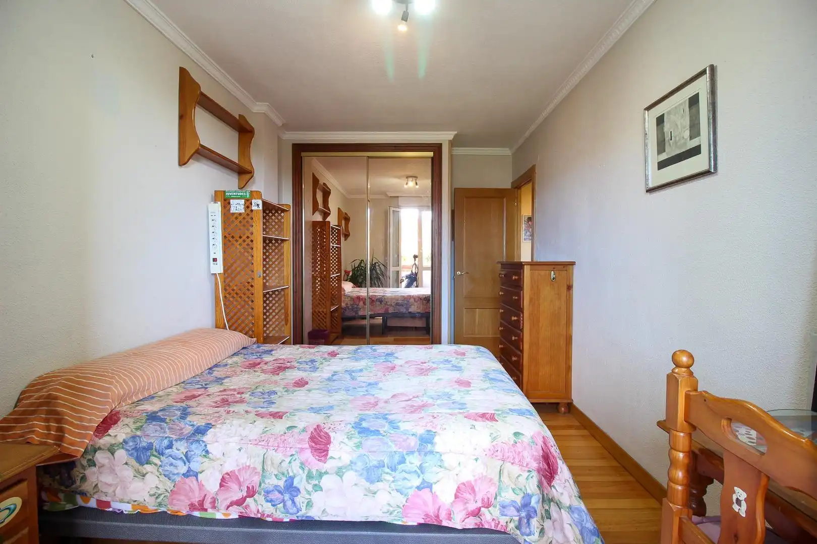 Flat for sale in Calle San Martín del Pino, Peñacastillo - Nueva Montaña