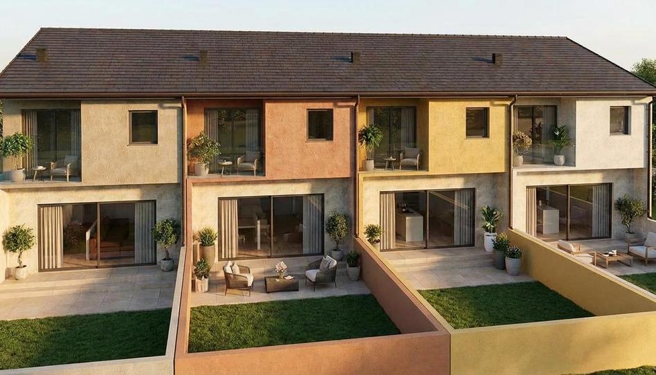 Foto 0 de Promoció Promoción de casas adosadas en l' Alt Empordà.