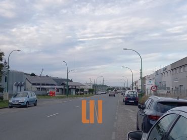 Terreny industrial en venda a Avenida Quinta