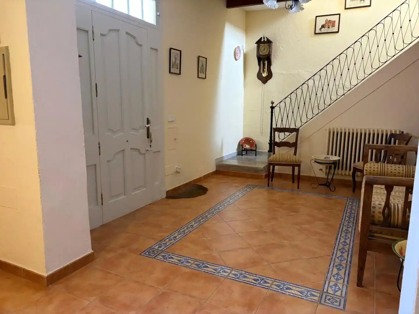 Casa adosada en venda en Es Castell amb Aire condicionat, Parquet i Traster