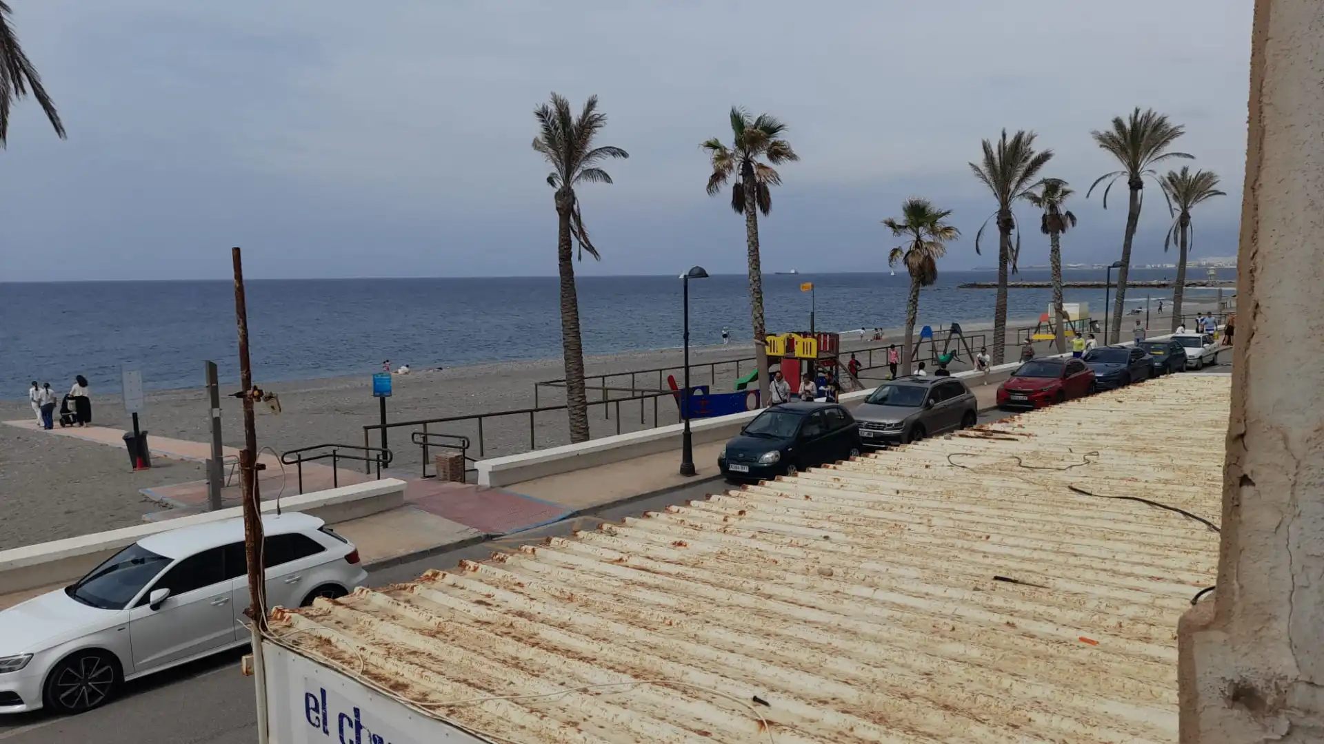 Wohnung zum Verkauf in Torrenueva Costa mit Ofen, Waschmaschine und Balkon