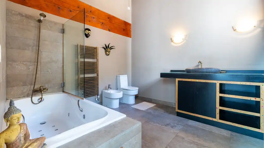 Baño de Casa o chalet de alquiler en Esporles con Calefacción