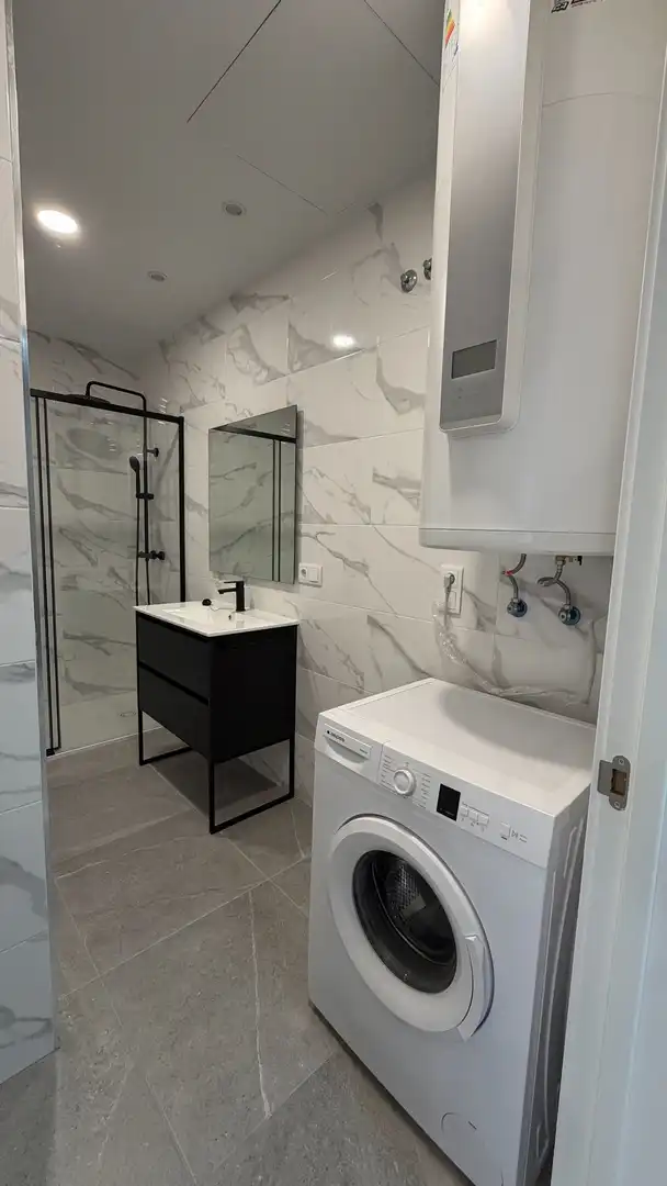 Bany de Apartament en venda en Valladolid amb Calefacció