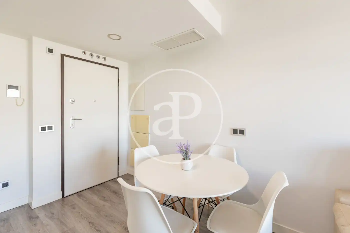 Comedor de Piso en venta en Madrid con Aire acondicionado, Calefacción y Jardín privado