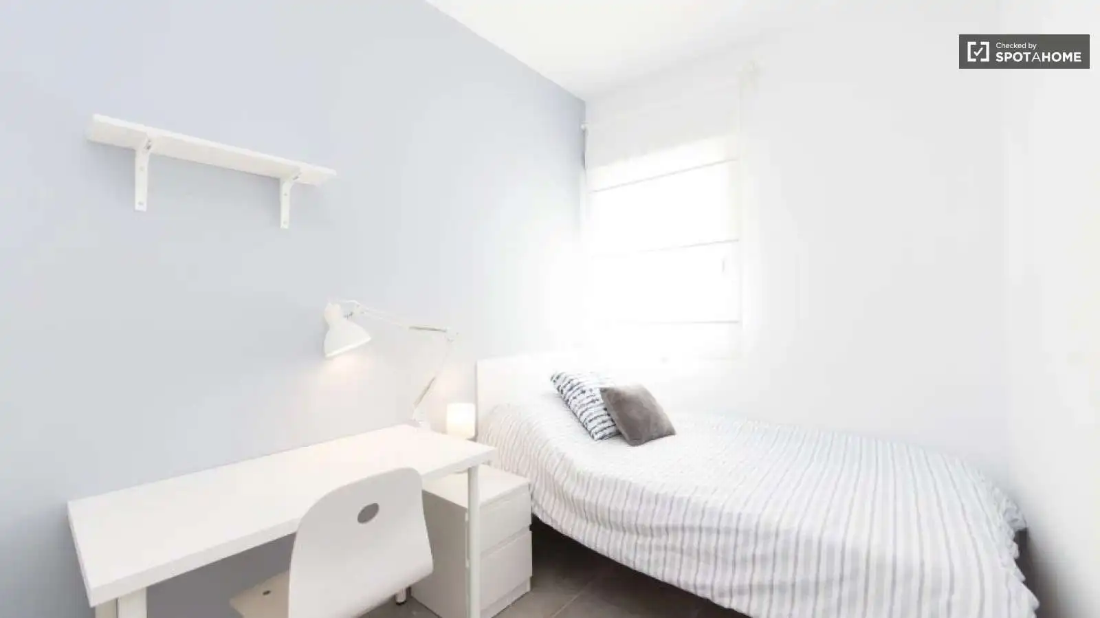 Schlafzimmer von Wohnung zur untervermieten in Madrid mit Klimaanlage, Terrasse und Möbliert