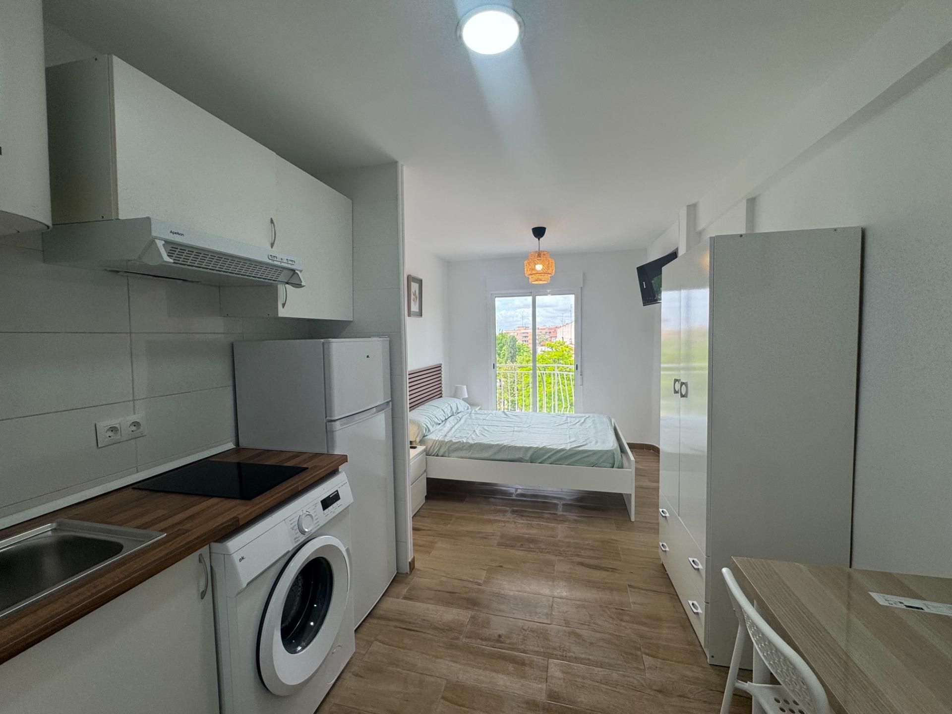 Dormitori de Estudi de lloguer en Móstoles amb Calefacció i Terrassa