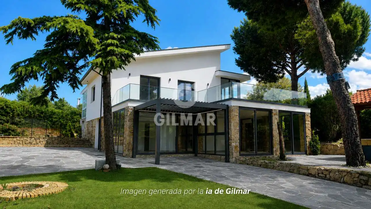 Vista exterior de Casa o xalet en venda en Boadilla del Monte amb Calefacció, Jardí privat i Piscina
