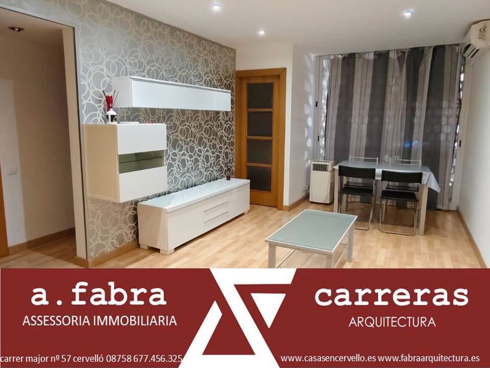 Vista exterior de Pis en venda en Sant Feliu de Llobregat amb Moblat, Forn i Rentadora