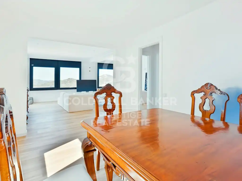 Dining room of Houses for sale in Esplugues de Llobregat